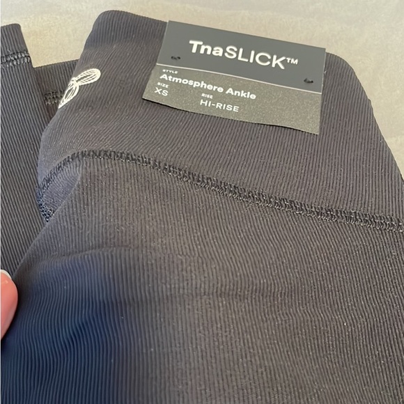 TNA ribbed leggings - Picture 2 of 3